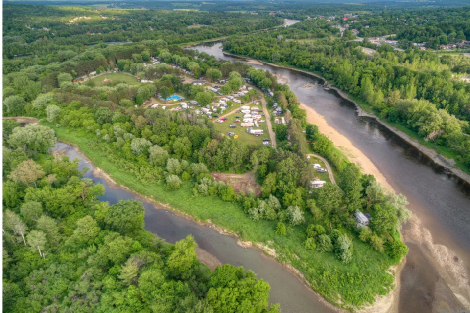 Camping De L'Ile-Marie